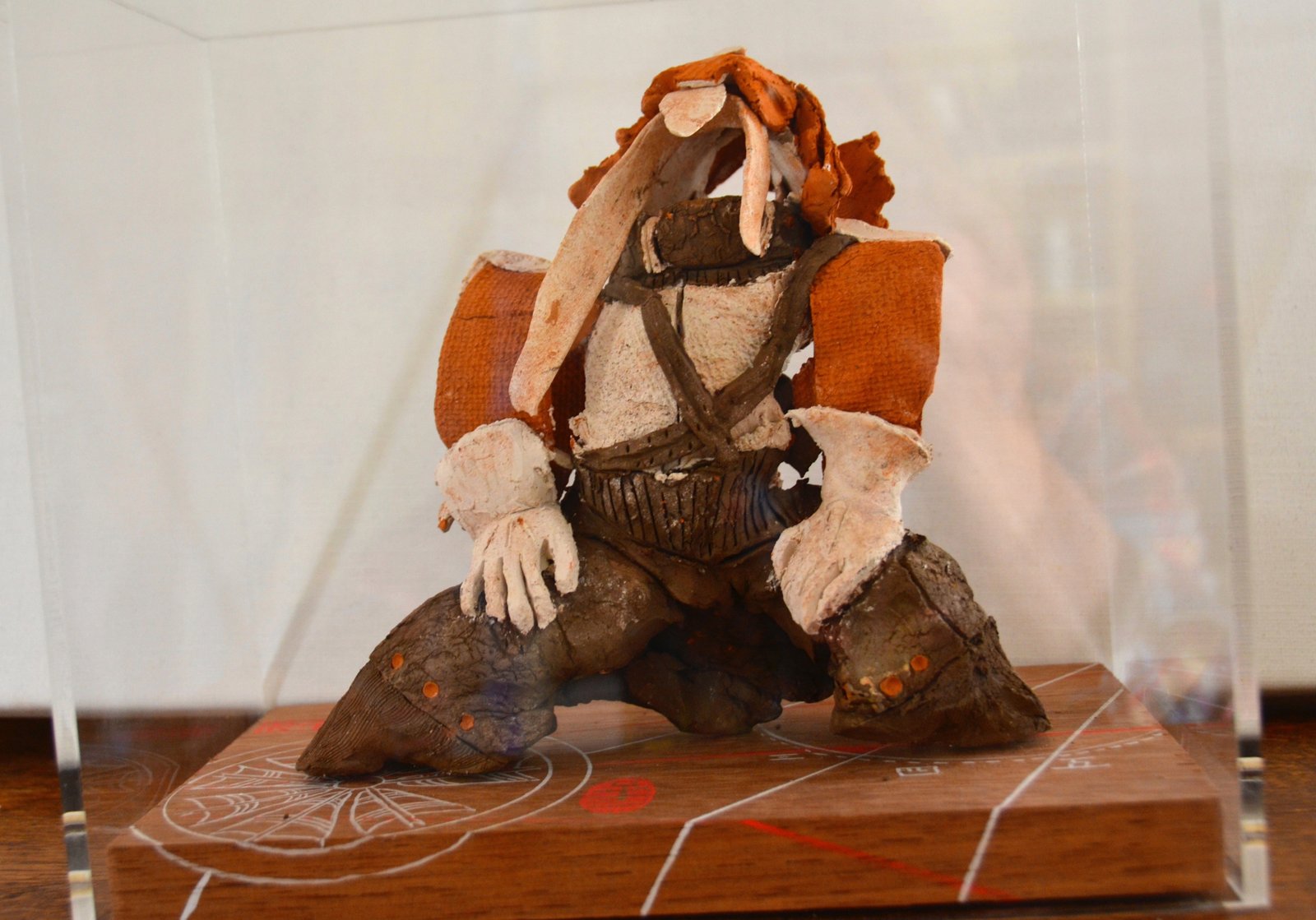 SAMURAI NAGOCHI, Terracotta, wood, under plexiglass